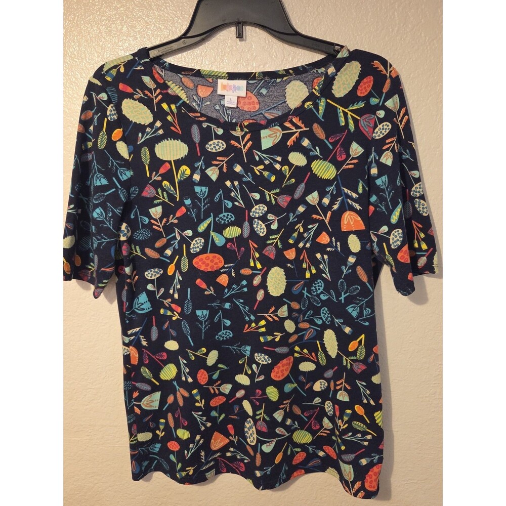 Women's LULAROE GIGI Floral Print Short Sleeve Top Sz Large Black Poly-Spandex